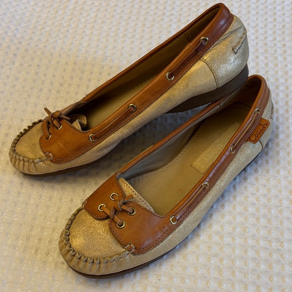 Coach CHERRY Size 8.5M Women's Tan Metallic Gold Leather Loafers Moccasins - Picture 1 of 16